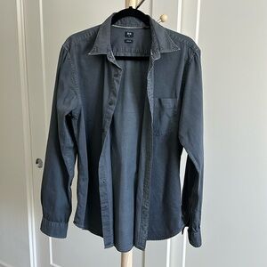 Uniqlo men’s button down shirt sz M
